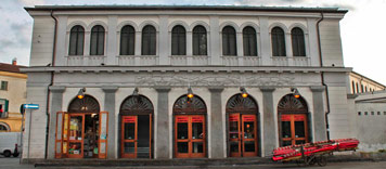 Mercato coperto alimentare 5